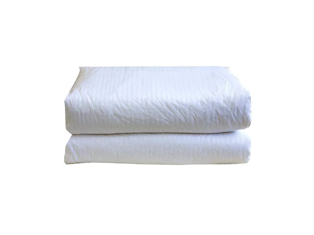 Folded white silk-filled quilt