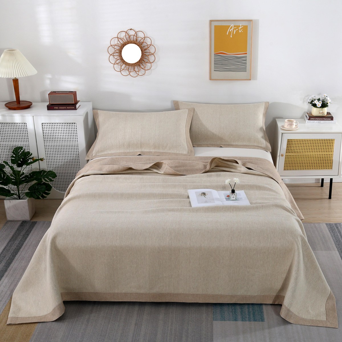 Natural-fibre three-piece bedding set